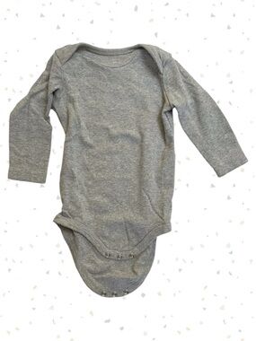 Primary Basic Long Sleeve Bodysuit Light Gray Gender Neutral Baby Size 3-6 Month